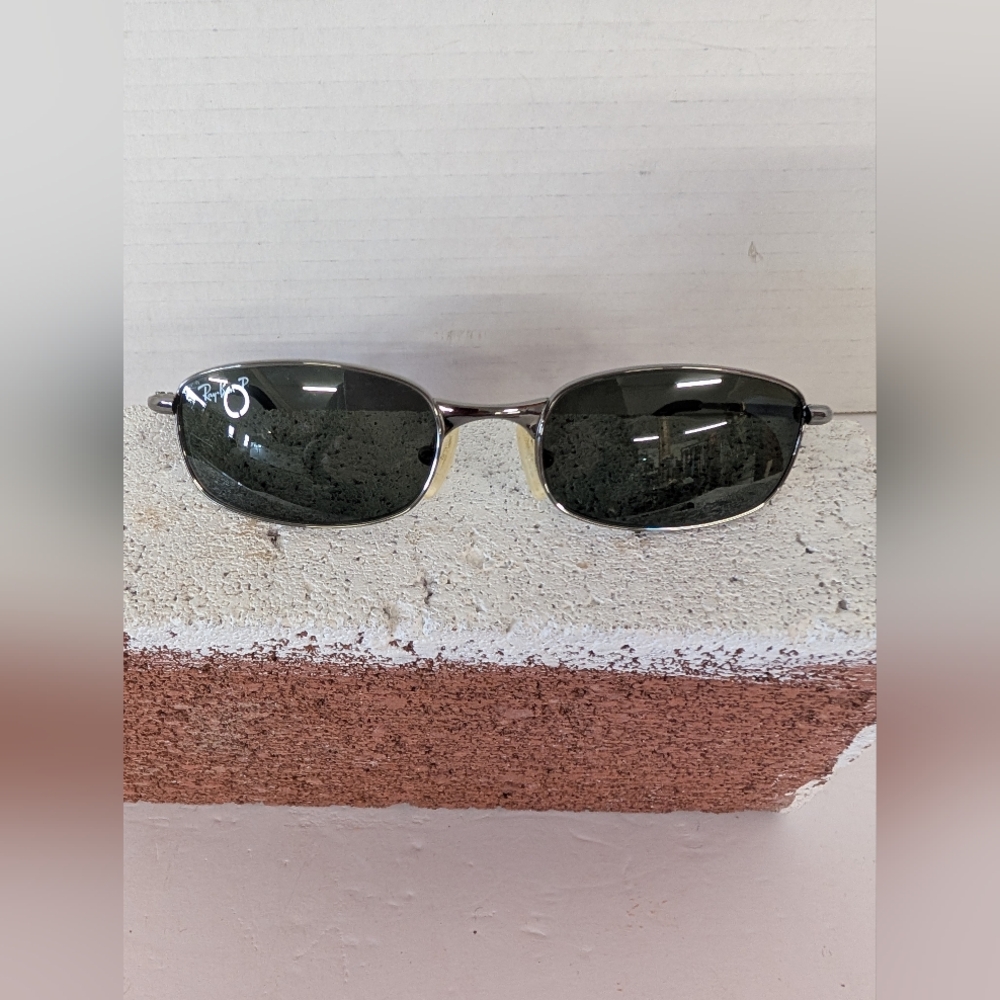 Ray-Ban Silver Frame Green Lens Oval Sunglasses